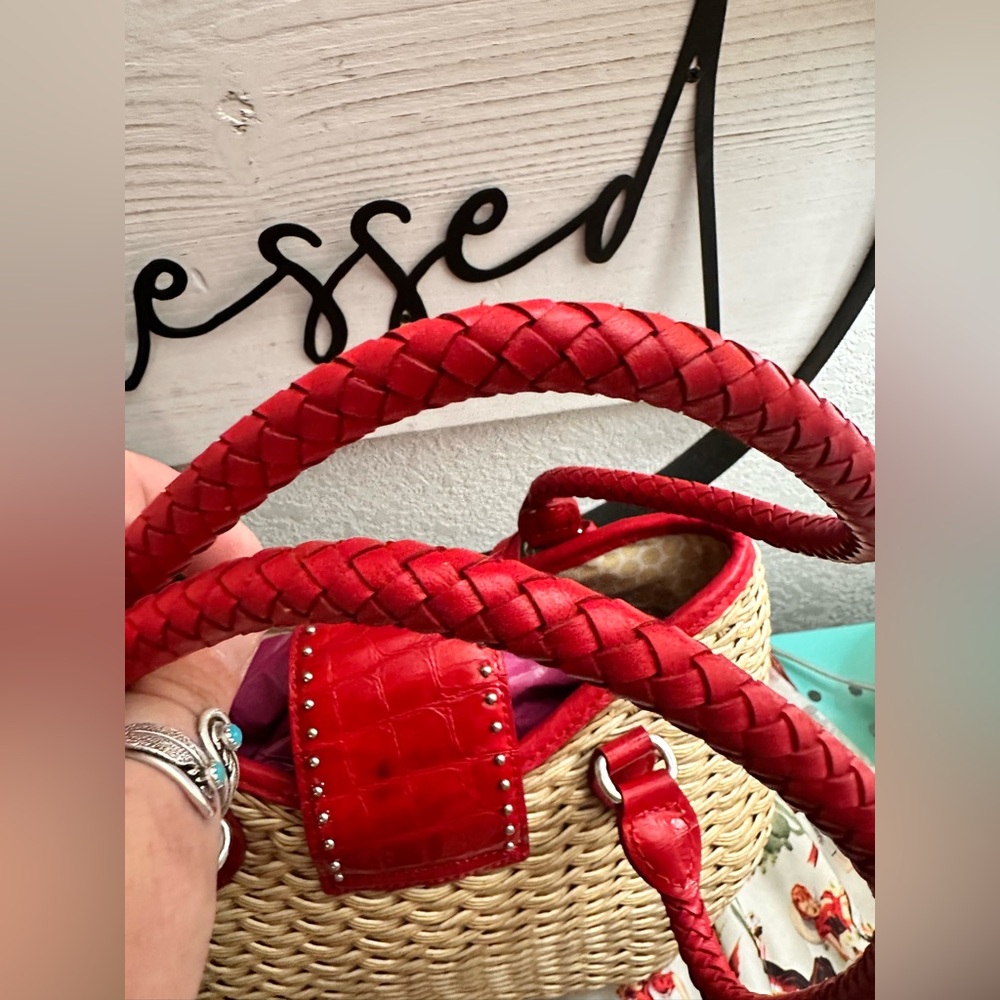Brighton Weaved Wicker Purse - Picture 7 of 12